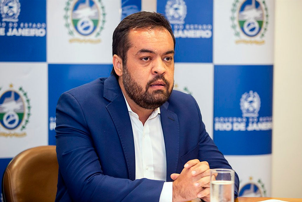 Claudio Castro é alvo de busca e apreensão da PF