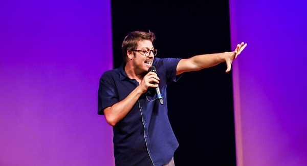 Porchat cancela apresentações após acidente