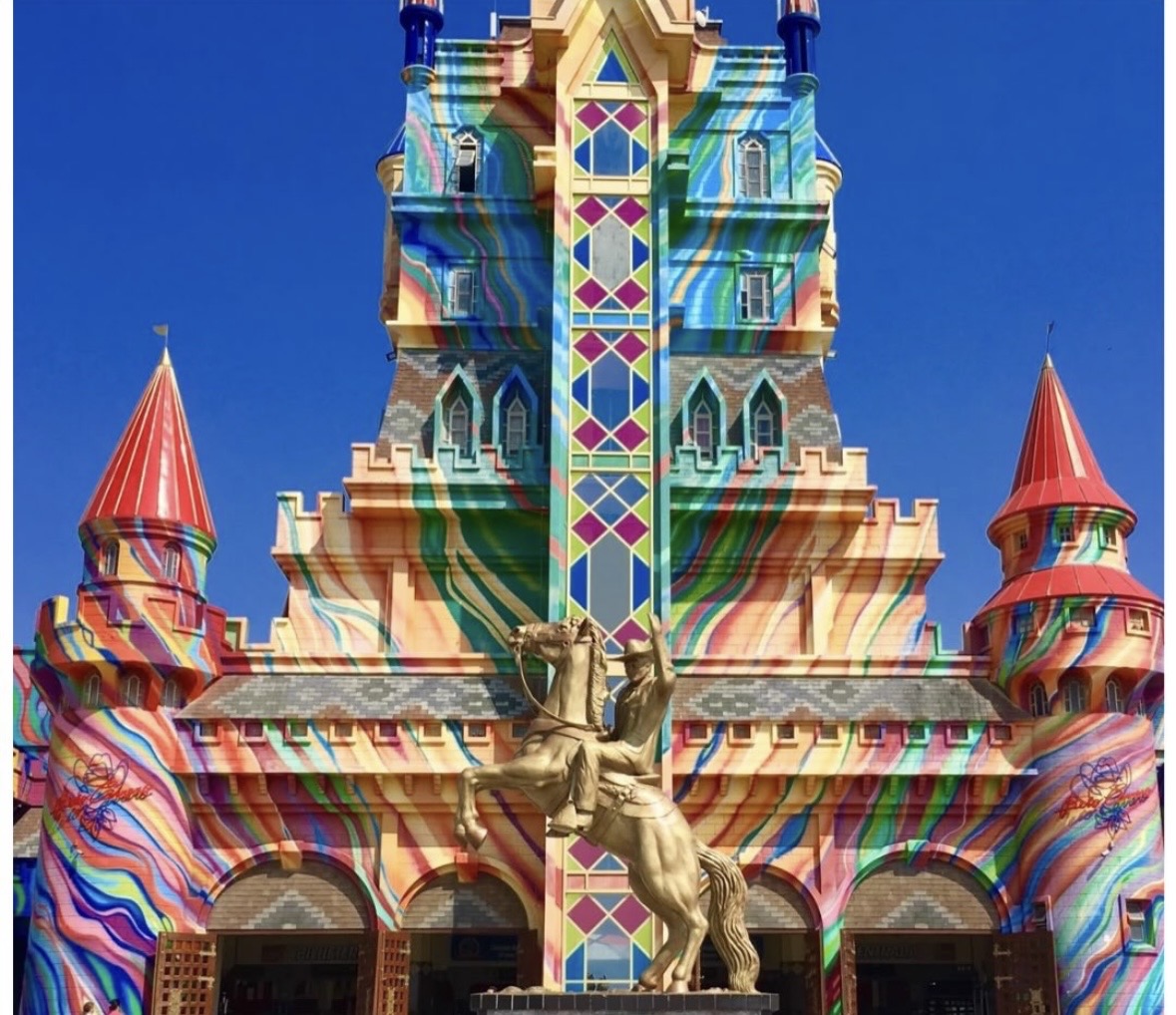 Beto Carrero World adota escala 4x2 e CEO afirma: “Esse é o futuro”