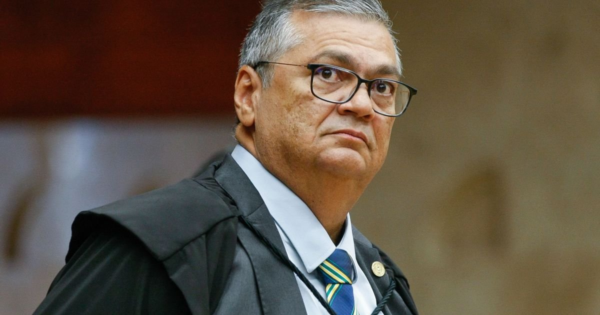 Dino tomba decisão de Mendonça e libera Nossa Senhora
